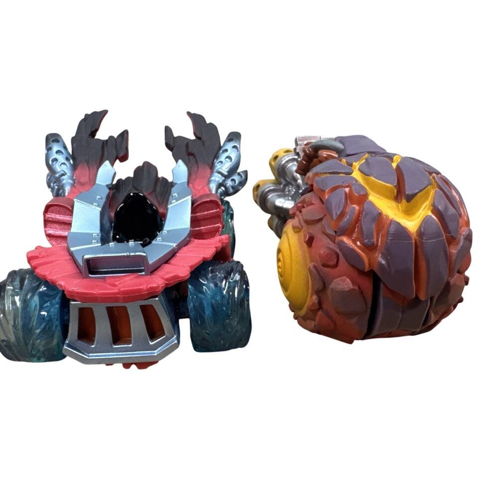Lot Of 2 Skylanders Superchargers: Hot Streak. Burn Cycle 2015 Activision